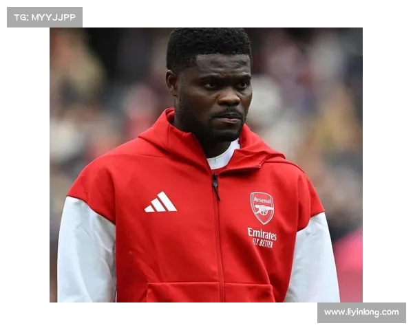 阿森纳旧将帕尔特伊自由转会加盟黄潜 与球队签约一年