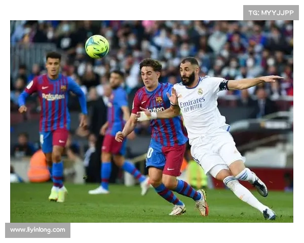 切尔西女足后卫布龙泽与巴萨女足后卫巴特列度假同游引发热议
